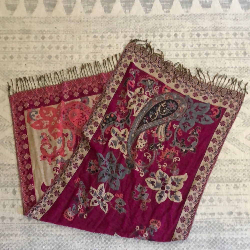 Gorgeous pashmina